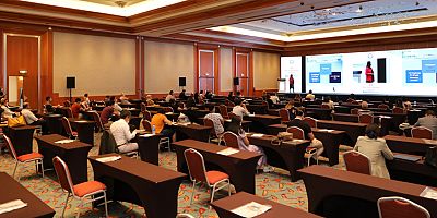 Gloria Hotels & Resort pandemi döneminin ilk fiziki toplantısına ev sahipliği yaptı