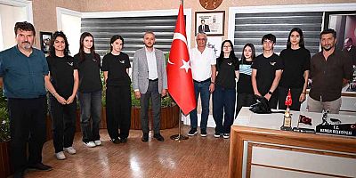 Göynük Fen Lisesi’nden Başkan Topaloğlu’na TEKNOFEST ziyareti