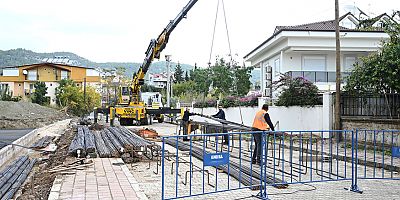 Göynük kapalı pazar yerinde çalışmalar devam diyor