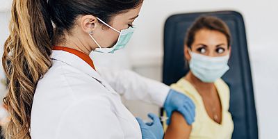 Grip ve Nezle Görülme Oranı Arttı! Uzmanlar Uyarıyor! Kimler Grip Aşısı Olmalı?