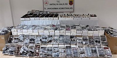 Gümrük kaçağı ürünler ele geçirildi