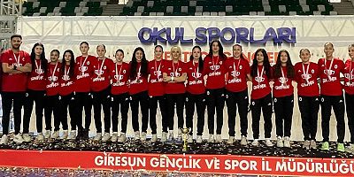 Güneyin kızları Kuzey’de şampiyon oldu