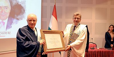 Güral Porselen Yönetim Kurulu Başkanı İsmet Güral'a fahri doktora ünvanı