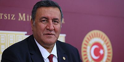 Gürer: “Atatürk'ü anlamak çağdaşlığa giden yola ermektir