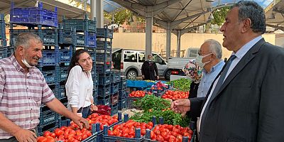Gürer: “Vatandaş, fileyi dolduramadan pazardan çıkıyor”