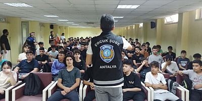 “Güvenli Okullar” Projesi kapsamında seminerler devam ediyor