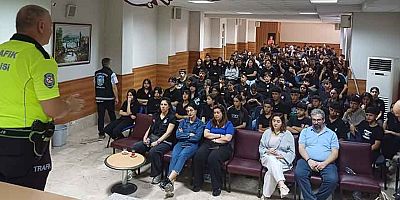 “Güvenli Okullar” Projesi Kapsamında Seminerler Devam Ediyor