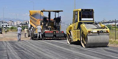 Güzeloba’ya sıfır asfalt