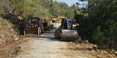 Halitağalar-Namaras-Güneycik grup yolunda stabilize çalışması