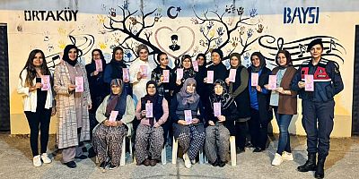 Halk Eğitim kurslarına katılan kadınlara KADES Bilgilendirmesi