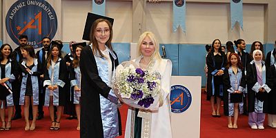 Hemşirelik Fakültesi öğrencileri ant içerek mezun oldu