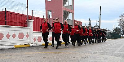 Her sabah göreve duayla başlıyorlar