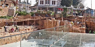 Hıdırlık Kulesi’nde heyecan verici arkeolojik keşif