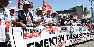 Hisarkaya: Diklenmeden, dik durarak sendikacılık yapıyoruz