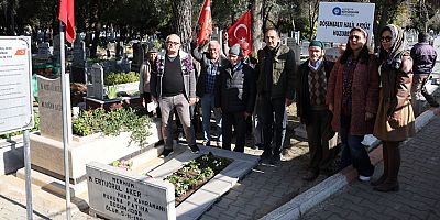 Huzurevi Sakinleri Topçu Yüzbaşı’nı Mezarı başında andı
