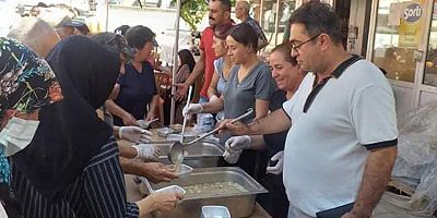 İbradı Belediyesi'nden aşure dağıtımı