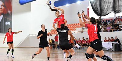 İki günde iki hazırlık maçı