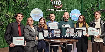 İletişim Fakültesi öğrencilerine 4 ödül