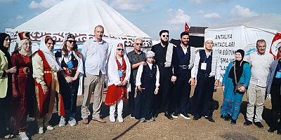 Irak Türkmenleri 2. Uluslararası Antalya Yörük Türkmen Festivali’ne damga vurdu