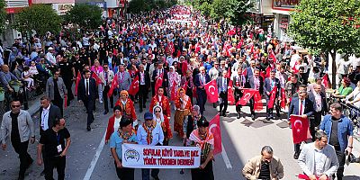 Isparta’da şimdi gül hasat zamanı