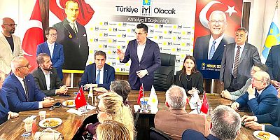 İYİ Parti Genel Başkan Yardımcısı Burak Dalgın ANSİAD'ın davetlisi olarak Antalyada