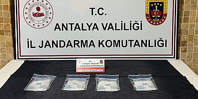 Jandarma ekipleri Antalyalı vatandaşların huzur ve güvenliği için çalışmaya devam ediyor