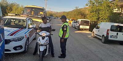 Jandarmadan motosiklet denetimi