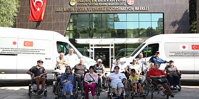 Japonya ile yapılan hibe programı ile Alanya Belediyesi'ne 2 engelli aracı kazandırıldı