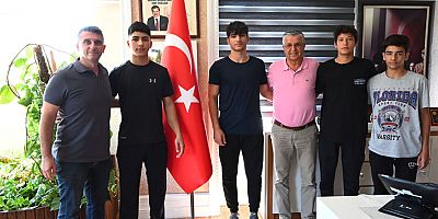 Judo Antrenörü Bat ve şampiyon judocular Kemer Belediyesi'nde