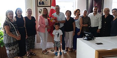 Kadın kollarından Başkan Topaloğlu’na ziyaret 