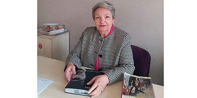 Kadın Partisi Başkanı Yazgan Çocuklar Yatağa Aç Giriyorlar