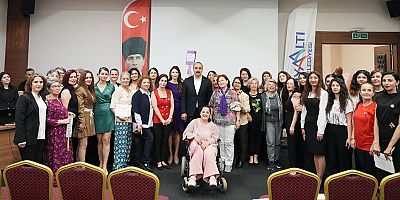 Kadınlar, sertifikalarını Başkan Kotan'dan aldı