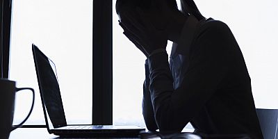 Kadınlara yönelik dijital tacize karşı 7 önemli uyarı!