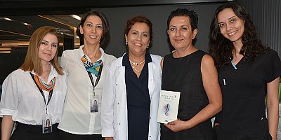 Kanser Tedavisinde Yanında Olan Doktorları İçin Kitap Yazdı