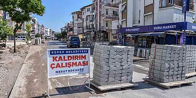 Kara Yusuf Caddesi’nin kaldırımı yenileniyor