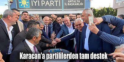 Karacan'a partililerden tam destek