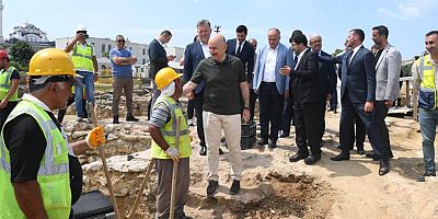 Karaismailoğlu: Haydarpaşa'da peronlar ve peron hatları bölgesinde arkeolojik kazılar %95 tamamlandı