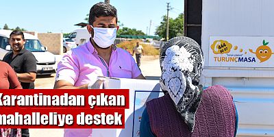 Karantinadan çıkan mahalleliye destek