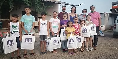 Karavelilerde Çocukların Bayramlıkları Momentum Groups'dan