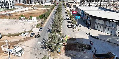 Kardeş Kentler Caddesi'nde kazalara neden olan kurp düzeltiliyor