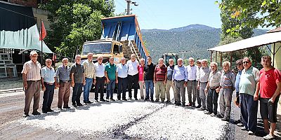 Kaş Beldibi ve Sütleğen Grup Yolu asfaltlanıyor