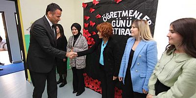 Kaş Belediye Başkanı Ulutaş öğretmenleri ziyaret etti