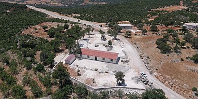 Kaş Belediyesi eski okulları hayata kazandırıyor