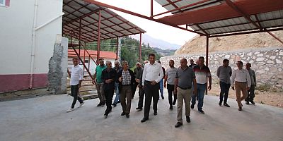 Kaş Belediyesinden Cemre Mahallesi Camii’ne sundurma