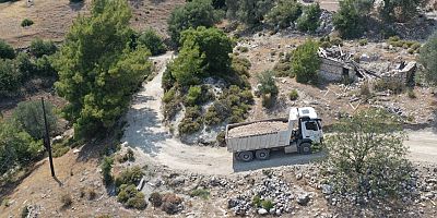Kaş Çataloluk’ta stabilize yol çalışması
