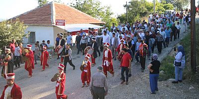 Kaş’ta Doğantaş Hasat ve Bal Şenliği yapıldı