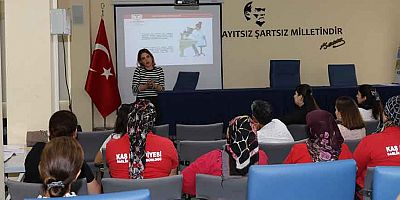 Kaş’ta meme kanseri farkındalık etkinliği