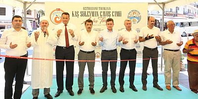 Kaş’ta restorasyonu biten Süleyman Çavuş Camii ibadete açıldı