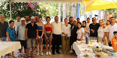 Kaş’ta Yöresel Ürünler Yemek Yarışması yapıldı