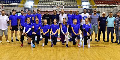 Kazak Sultanlar Kepez’de kamp yaptı